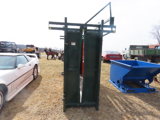TMG Industrial CSC10 Cattle Chute