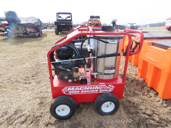 NEW Magnum 4000series Pressure Washer