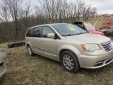 2014 Chysler Town & Country Van