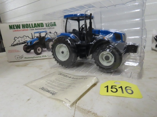 NIB 1/16 NH 125A Tractor