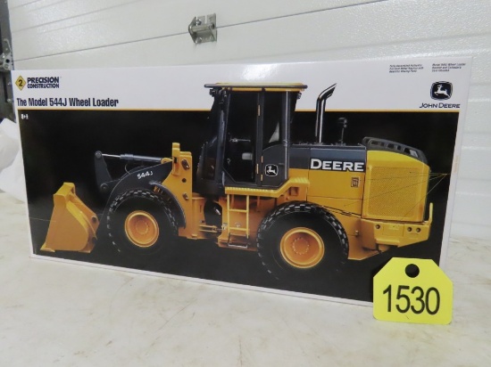 NIB 1/16 JD 544J Wheel Loader