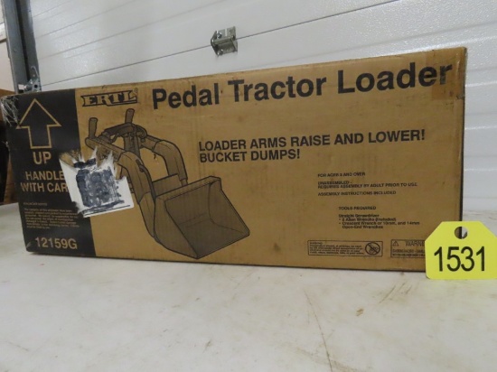 NIB Ertl Pedal Tractor Loader