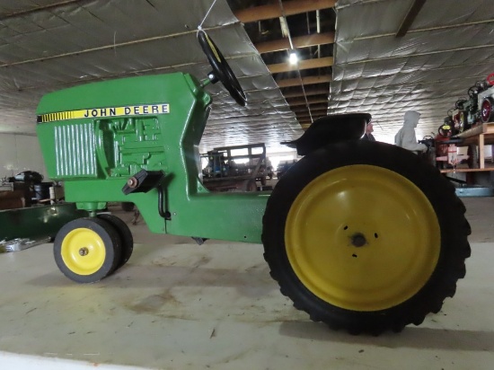 JD 40 NFE Pedal Tractor