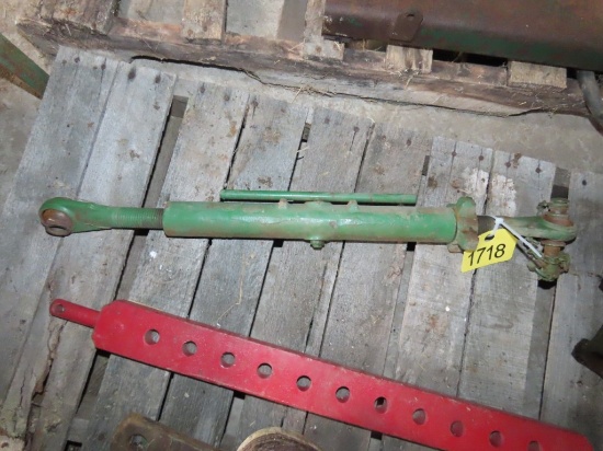 JD Dubuque Top Link