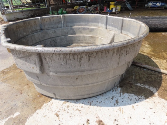 300gal Rubbermaid Water Trough