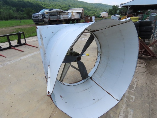 32" Fan