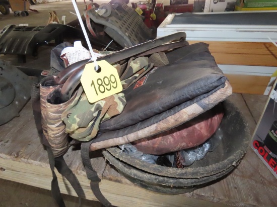 Lot of Hunting Seats