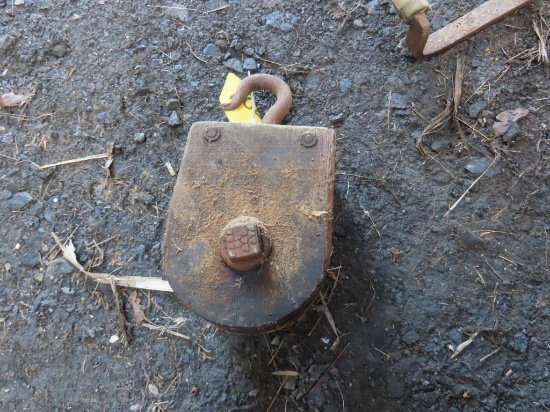 Wooden Pulley