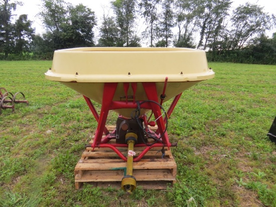 Vicon 3pth 3500lb Swing Tube Fertilizer Spreader