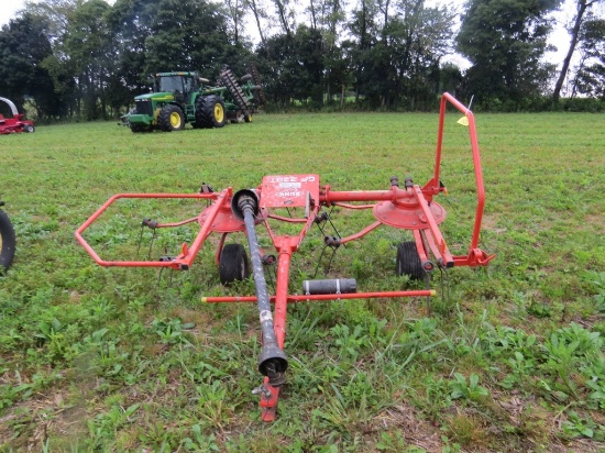 Kuhn GF-222T 2 Star Tedder