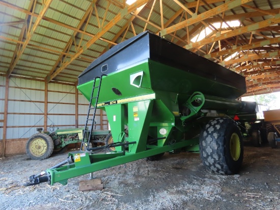 Brent 974 Grain Cart