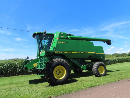 JD 9510 Maximizer Side Hill Combine