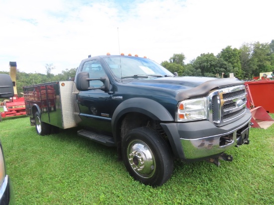 2006 Ford 550 Truck w/11' Utility Box