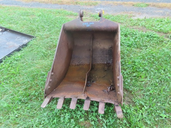 30" Excavator Bucket