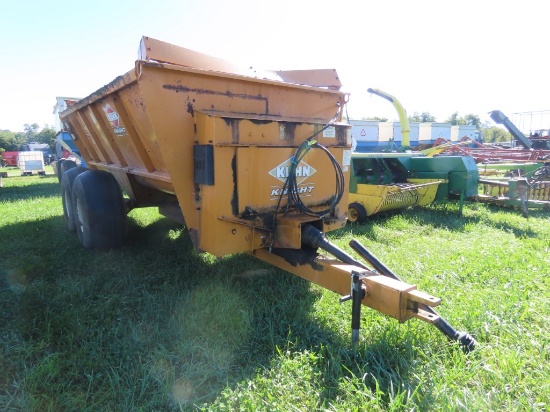 Kuhn Knight 8124 SS T/A Manure Spreader