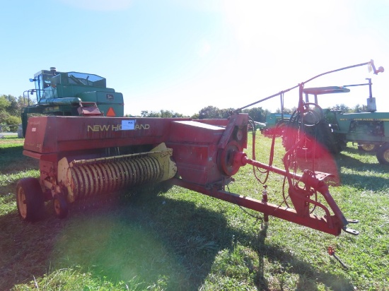 NH 315 Thrower Baler