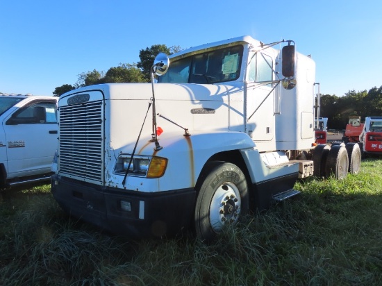 1990 Freightliner Road Truck