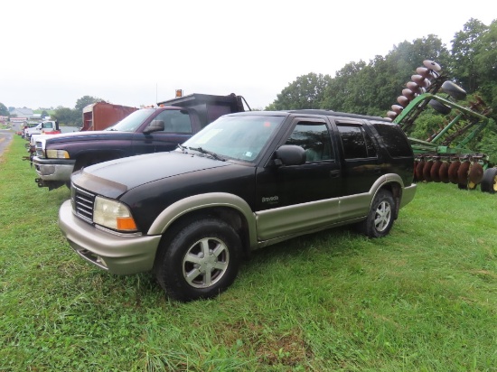 2000 Oldsmobile Bravada SUV