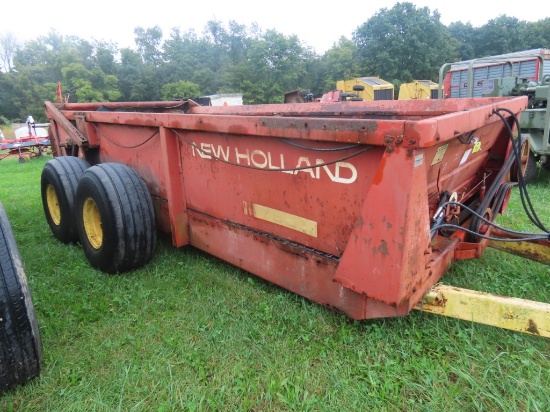 NH 795 T/A Manure Spreader