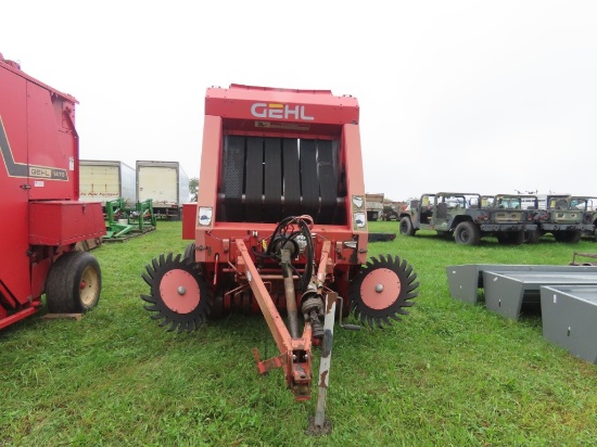 Gehl 1475 TDC Round Baler