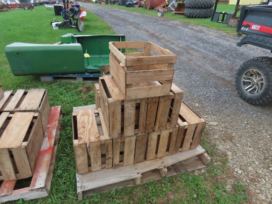 (18) 1/2 Bushel Crates BY THE PIECE