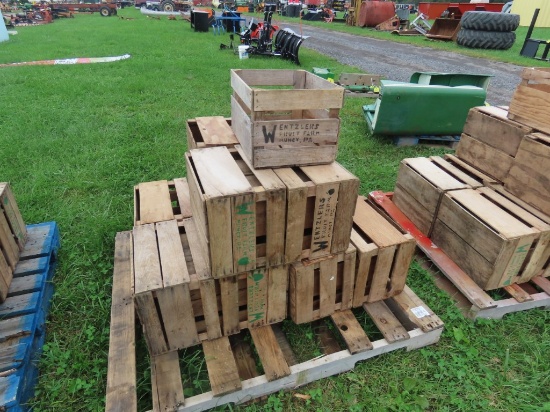 (18) 1/2 Bushel Crates BY THE PIECE