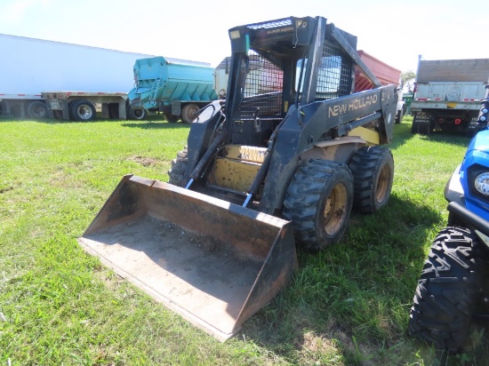 NH LX865 Skid Steer