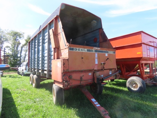 Gehl 970 SU Wagon w/ T/A Gear