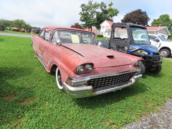 1958 Ford Car