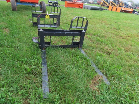 NEW QT Bobcat Pallet Forks