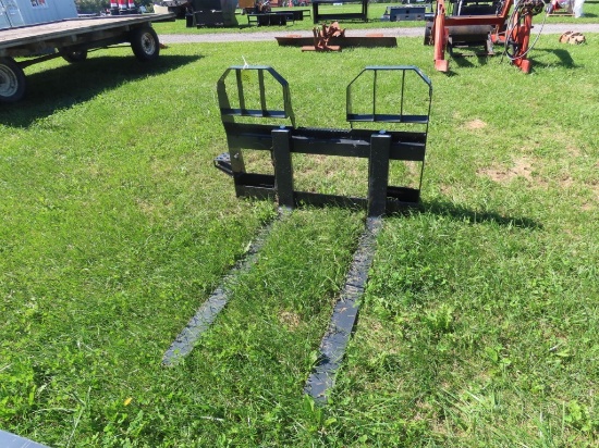NEW QT Bobcat Pallet Forks