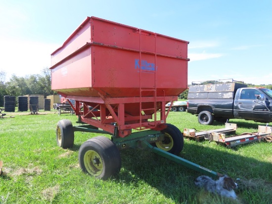Kilbros 350 Gravity Wagon on JD 720 Gears