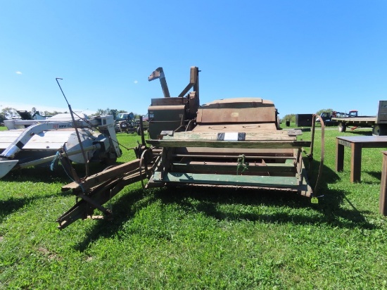 JD 30 Pull Type Combine