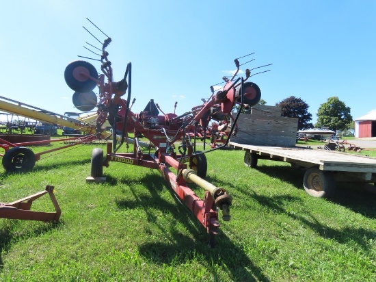 Pequea TT6000 6 Star Tedder