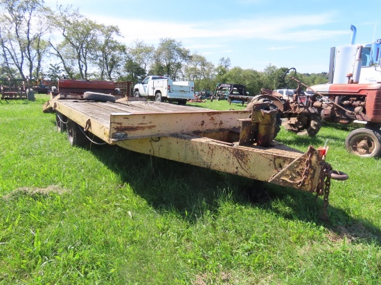 1970 General 17' Trailer w/Ramps