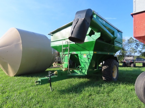 EZ Trail 510 Grain Cart