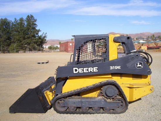 2015 John Deere 319E Track Loader,