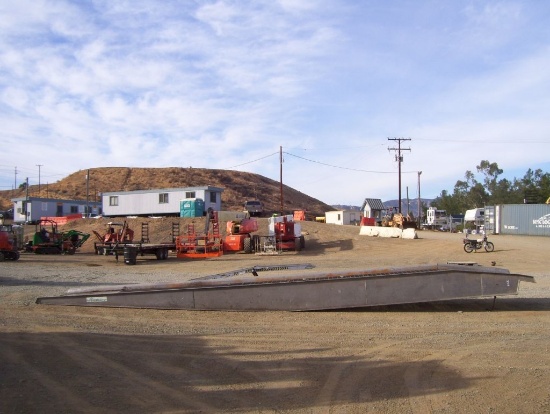ECOA 36' x 63" Hydraulic Yard Ramp.
