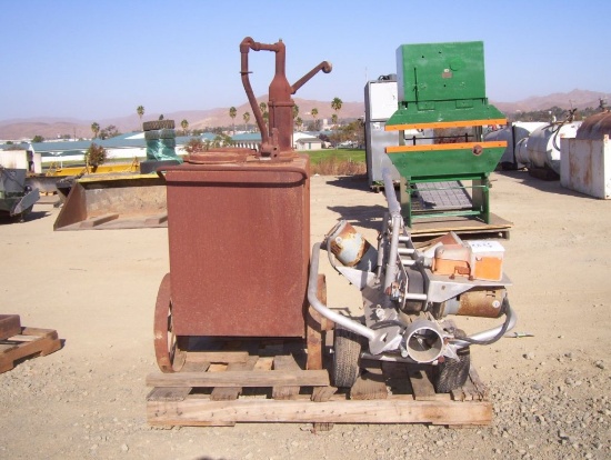 Sinclair Oil Tank w/Vintage Pump,