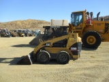 Caterpillar 226B Skid Steer Loader,