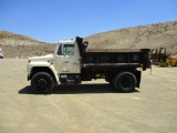 International S1900 Dump Truck,