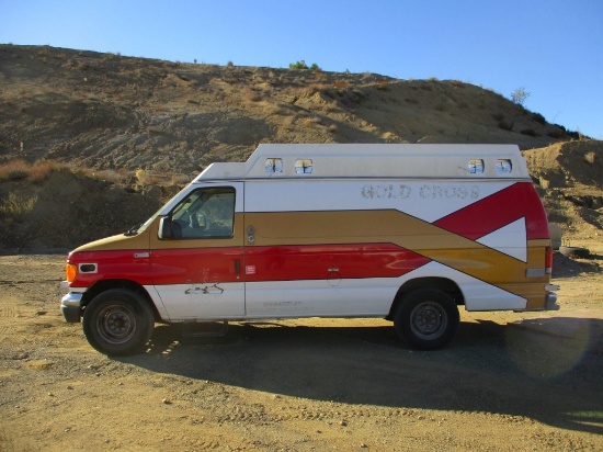 Ford E350 Ambulance,