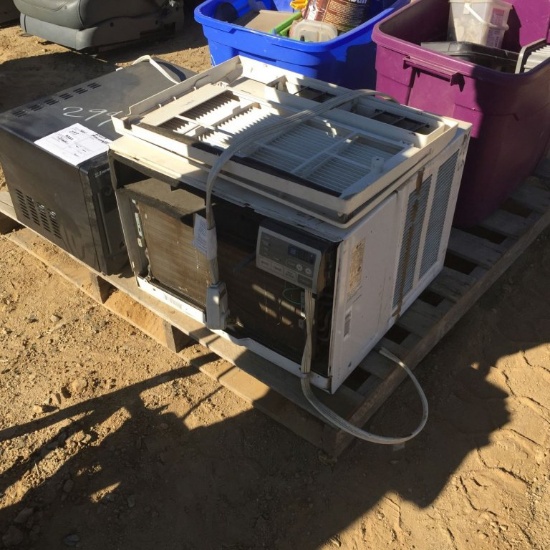 Pallet of Misc Items, Including Microwave,
