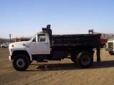 Ford F800 Dump Truck,