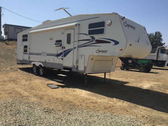 Keystone Sprinter 5th Wheel 31'6" Travel Trailer,