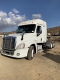 2010 Freightliner Cascadia Truck Tractor,