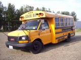 2006 GMC 24-Passenger Bus,