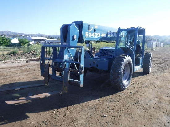 2002 Gradall 534D9-45 Forward Reach ForkLift,