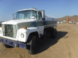 Ford LN8000 2000 Gallon Water Truck,