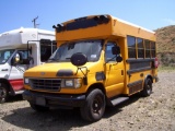 Ford E350 16-Passenger Bus,